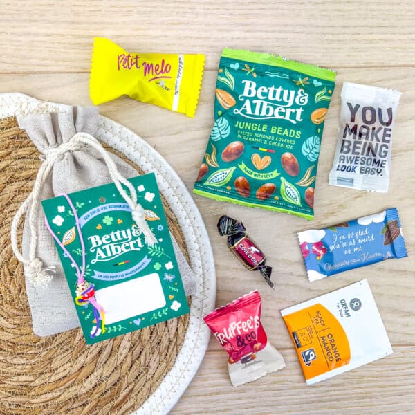 Sac cadeau porte-bonheur avec des collations
