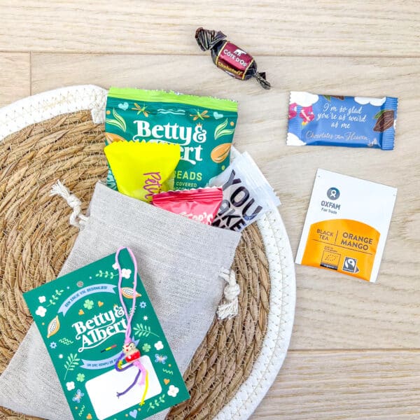 Sac cadeau porte-bonheur avec des collations