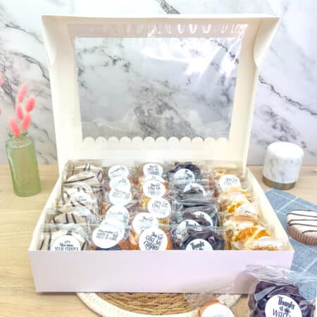 Sharing box - mini cake mix