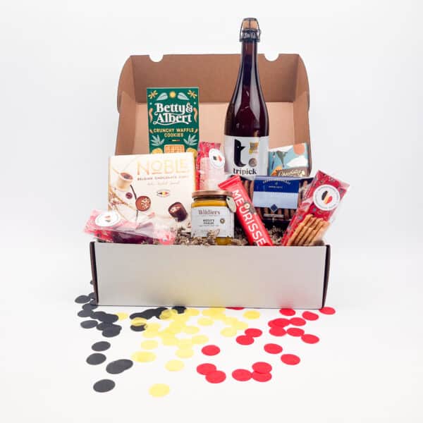 Giftbox large met Belgisch lekker en grote fles bier