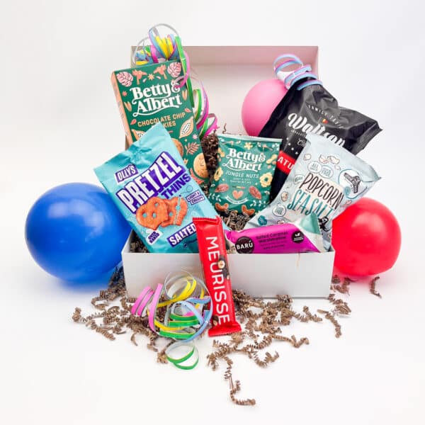 Zoet en hartig geschenkpakket met Olly's pretzels, zandkoekjes en Meurisse notenreep